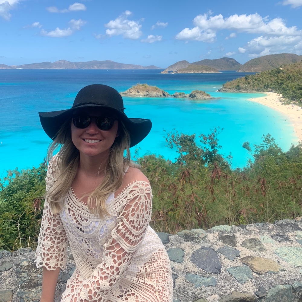 Meet your Posher, Courtney